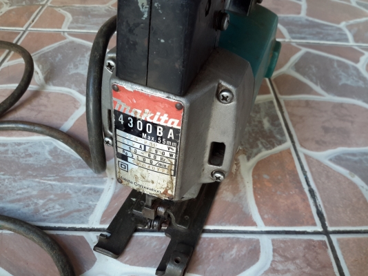 เลื่อยจิ๊กซอ makita 4300BA 390w