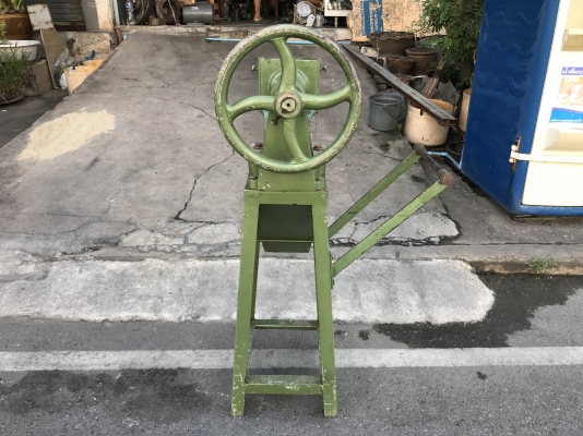 ขายแท่นปั้มพวงมาลัย NR สภาพสวยมาก หมุนนิ่ม ใช้งานมาน้อย