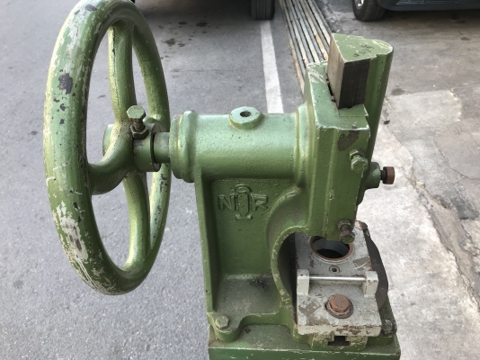 ขายแท่นปั้มพวงมาลัย NR สภาพสวยมาก หมุนนิ่ม ใช้งานมาน้อย