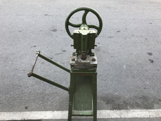 ขายแท่นปั้มพวงมาลัย NR สภาพสวยมาก หมุนนิ่ม ใช้งานมาน้อย