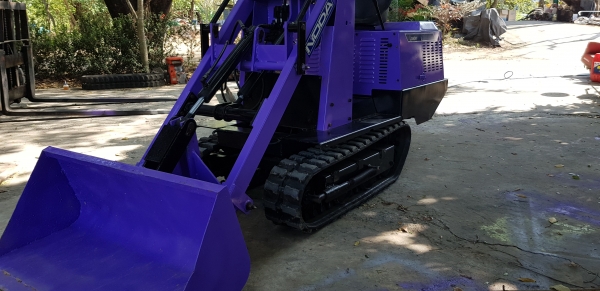 รถตักเล็ก การเษตร แทรคใหม่ พร้อมใช้งาน รหัสสินค้า H1 - 6 รถตักเล็ก การเษตร แทรคใหม่ พร้อมใช้งาน รหัสสินค้า H1 - 6