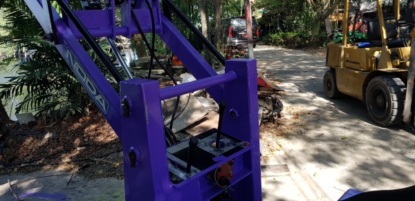 รถตักเล็ก การเษตร แทรคใหม่ พร้อมใช้งาน รหัสสินค้า H1 - 6 รถตักเล็ก การเษตร แทรคใหม่ พร้อมใช้งาน รหัสสินค้า H1 - 6