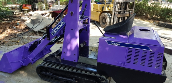 รถตักเล็ก การเษตร แทรคใหม่ พร้อมใช้งาน รหัสสินค้า H1 - 6