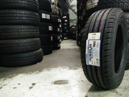 TOYO CF2 205/60R15 เส้นละ 3,200 บาท