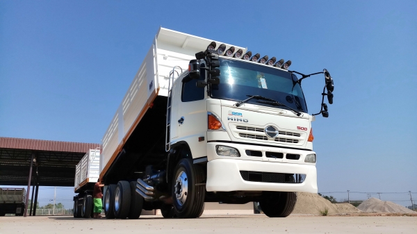 ขายครับHINO MEGA 344แรงม้า ปี57แม่ลูกรถสวยมากๆๆ พร้อมใช้งานราคาต่อลองที่รถครับ ขายครับHINO MEGA 344แรงม้า ปี57แม่ลูกรถสวยมากๆๆ พร้อมใช้งานราคาต่อลองที่รถครับ