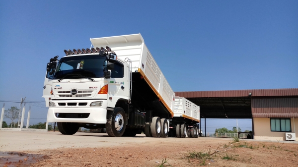 ขายครับHINO MEGA 344แรงม้า ปี57แม่ลูกรถสวยมากๆๆ พร้อมใช้งานราคาต่อลองที่รถครับ