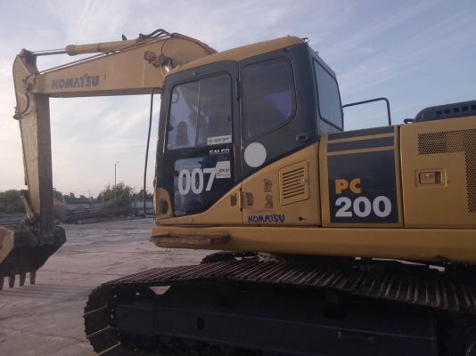 ขออนุญาติขายรถ  PC200-7เอกสารอินวอยชั่วโมง13000กว่าช่วงล่างเปลี่ยนใหม่ลอเลอใหม่แครืเลียใหม่คว้านรูสลักบุ้งกี๋ใหม่ราคา 1450000 สนใจติดต่อ 0853224877-0988930465