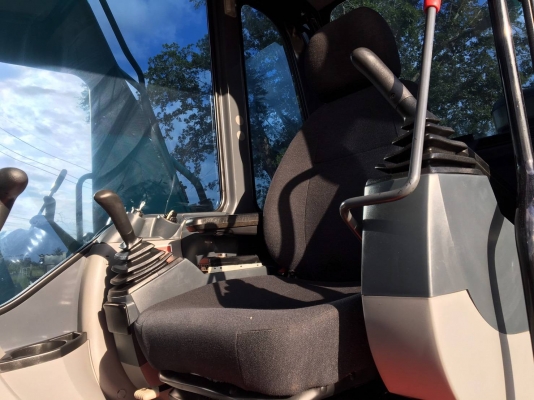 ขออนุญาติขายรถ  HITACHIZX5Gชั่วโมง7000กว่าเอกสารอ ินวอยพร้อมใช้งานทุกระบบพร้อมใช้งานราคา 1850000 สนใจติดต่อ 0853224877-0988930465