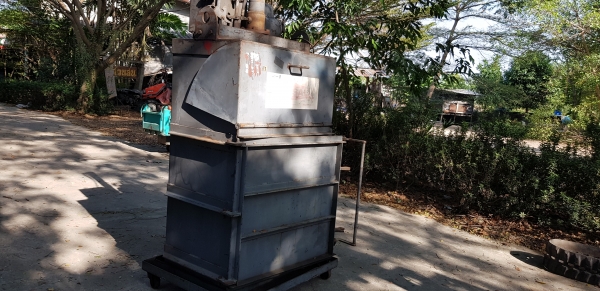 เครื่องอัดพสาติก กระดาษ ขนาด กว้าง .70 x .50 x.60 ไฟ 220 v รหัสสินค้า H1 - 8 เครื่องอัดพสาติก กระดาษ ขนาด กว้าง .70 x .50 x.60 ไฟ 220 v รหัสสินค้า H1 - 8