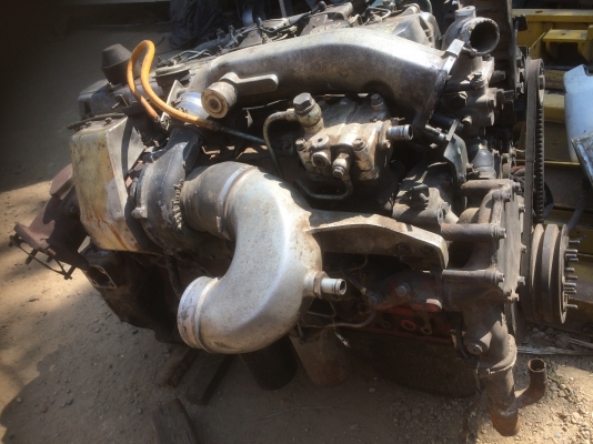 ขายเครื่อง HINO P11C 320 แรง เครื่องพังน้ำมันเครื่องแห้ง เอาไปทำอะไหล่ ปั๊มแป๊ปหัวฉีด ฝาสูบ เสื้อสูบหรือจะเปลี่ยนจากNGV เป็นน้ำมัน ขาย 80000 บาท