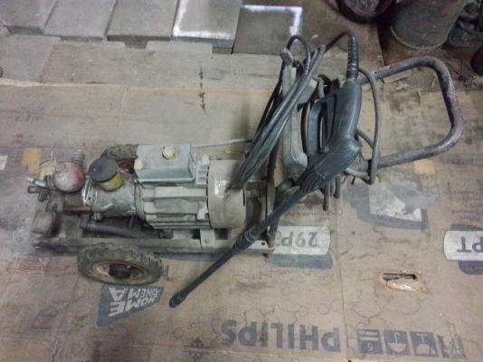 เครื่องปั้มน้ำแรงดันสูง คาร์เชอร์พร้อมชุดปืนฉีดแรงดันสูง