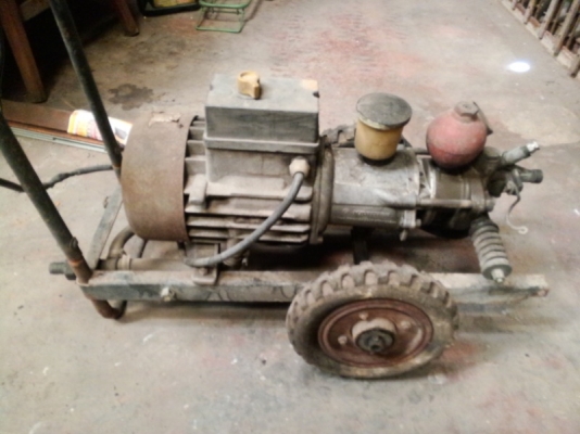 เครื่องปั้มน้ำแรงดันสูง คาร์เชอร์พร้อมชุดปืนฉีดแรงดันสูง