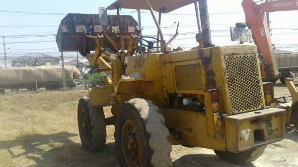 รถตักล้อยาง CAT 910 พร้อมใช้งาน