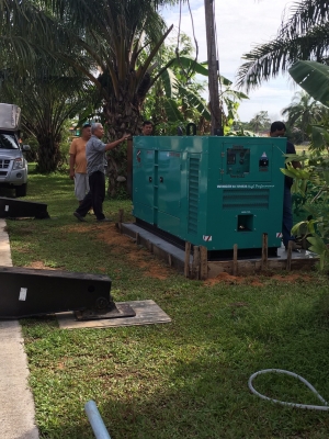 เครื่องปั่นไฟ CUMMINS 315 KVA. USA. รับประกัน 2 ปี