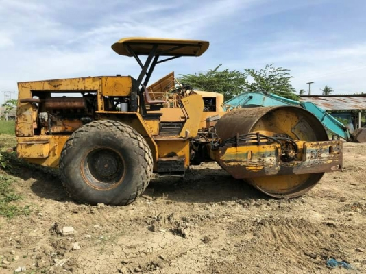 รถบดยี่ห้อมูแม๊ก 2 เพลา รถใช้งานได้เลย รถดีแค่สีไม่สวยเท่านั้น มีทะเบียน ราคา 500,000 รถบดยี่ห้อมูแม๊ก 2 เพลา รถใช้งานได้เลย รถดีแค่สีไม่สวยเท่านั้น มีทะเบียน ราคา 500,000