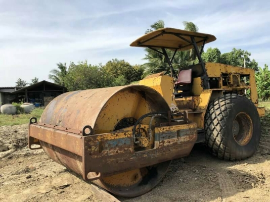 รถบดยี่ห้อมูแม๊ก 2 เพลา รถใช้งานได้เลย รถดีแค่สีไม่สวยเท่านั้น มีทะเบียน ราคา 500,000 รถบดยี่ห้อมูแม๊ก 2 เพลา รถใช้งานได้เลย รถดีแค่สีไม่สวยเท่านั้น มีทะเบียน ราคา 500,000