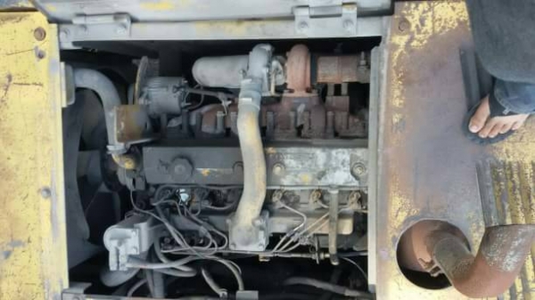 KOMATSU PC 200-5 มีระบบกระแทกราคา 300,000 รถสุราษฎร์ธานี