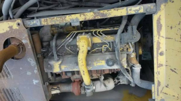 KOMATSU PC 200-5 มีระบบกระแทกราคา 300,000 รถสุราษฎร์ธานี