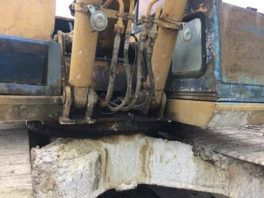 KOMATSU PC 120-3 ราคา 250,000 รถสุราษฎร์ธานี