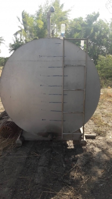 ถังน้ำมันดีเซลขนาด 10,000 ลิตร (ขายถูกๆ)ความหนา4mm. ถังสภาพสวยไม่มีผุ มีสกีขาตั้งเรียบร้อย พร้อมขายค่ะ ถังน้ำมันดีเซลขนาด 10,000 ลิตร (ขายถูกๆ)ความหนา4mm. ถังสภาพสวยไม่มีผุ มีสกีขาตั้งเรียบร้อย พร้อมขายค่ะ