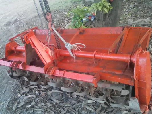 ขอขายโรตารี่ กว้าง 2.10 เมตร ยาว ใหญ่ เหมาะกับรถไถ 47 แรงขึ้นไป สภาพดี พร้อมทำงาน สนใจติดต่อ ผอ.ภัทรพงษ์