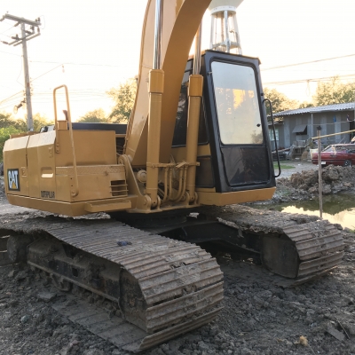 ขายCAT E120b สภาพสวยพร้อมใช้งาน เครื่องดีช่วงล่างดี ใบแทร็กเต็ม เอวดีไม่หลวม แอร์เย็น โทร0616613023