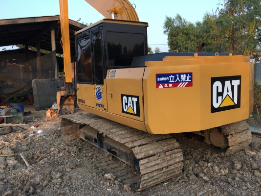 ขายCAT E120b สภาพสวยพร้อมใช้งาน เครื่องดีช่วงล่างดี ใบแทร็กเต็ม เอวดีไม่หลวม แอร์เย็น โทร0616613023