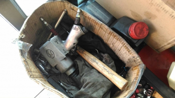 เซ้งอุปกรณ์ร้านยาง (เหมาหมด ไม่แยกค่ะ) อุปกรณ์ใช้งานได้ปกติดีทุกตัว ให้หมดครบทุกสิ่งอย่าง เอาไปประกอบ พร้อมเปิดร้านได้เลย เซ้งอุปกรณ์ร้านยาง (เหมาหมด ไม่แยกค่ะ) อุปกรณ์ใช้งานได้ปกติดีทุกตัว ให้หมดครบทุกสิ่งอย่าง เอาไปประกอบ พร้อมเปิดร้านได้เลย