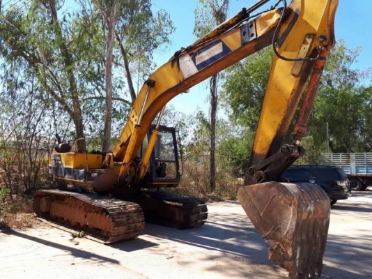 ขาย 295,000 KOBELCO SK200 MARK 2 ตัวเดินใหญ่ เครื่องดี ปั้ม K3V แรง โช่พอใช้ เอวแน่น เอกสารเล่มทะเบียน  รถอยู่ จ.ศรีสะเกษ โทร0610710295