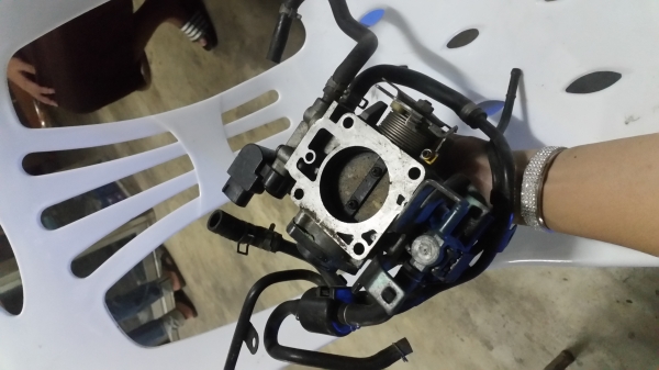 ลิ้นปีกผีเสื้อHonda L15A