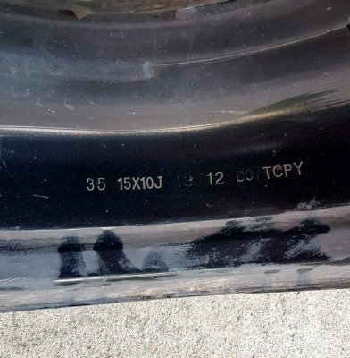 ขายล้อลาย ROCK 15x10 ลบ 35 สวยๆ