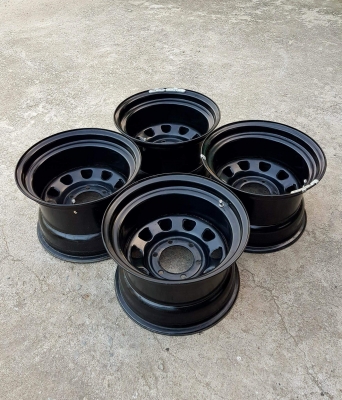 ขายล้อลาย ROCK 15x10 ลบ 35 สวยๆ