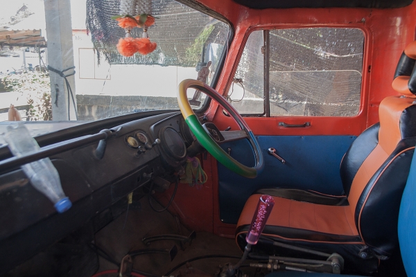 ขาย 6 ล้อดั้ม หัวยาว isuzu