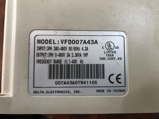 ขาย Inverter Delta 1HP. 380V ปรับรอบมอเตอร์ สภาพสวยตัดจากตู้ พร้อมใช้งาน