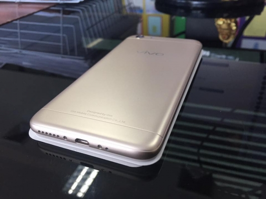 ขายโทรศัพท์ VIVO Y53 สภาพ 90 \% ราคา 3,500 ขายโทรศัพท์ VIVO Y53 สภาพ 90 \% ราคา 3,500