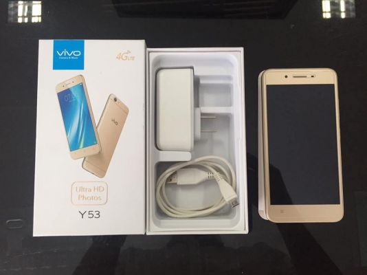 ขายโทรศัพท์ VIVO Y53 สภาพ 90 \% ราคา 3,500