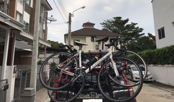 แร็คจักรยานห้อยท้ายรถยนต์ รุ่น RB-1 แร็คจักรยานห้อยท้ายรถยนต์ รุ่น RB-1