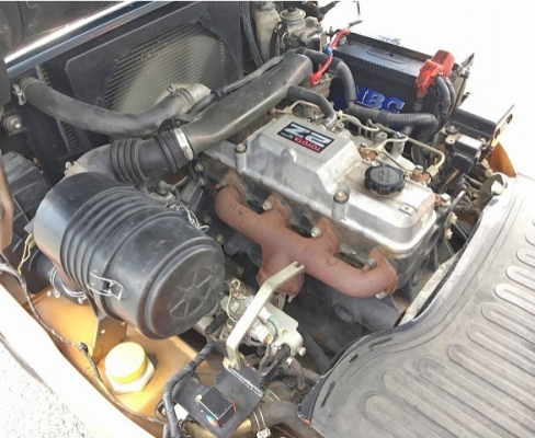 ขายรถโฟล์คลิฟท์ดีเซล  สอบถามได้ 062-709-1747