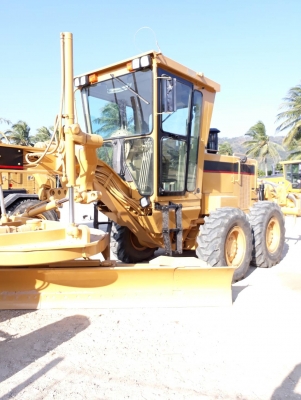 ขาย  CAT 140H ปี 1996 ชม/7600ชม