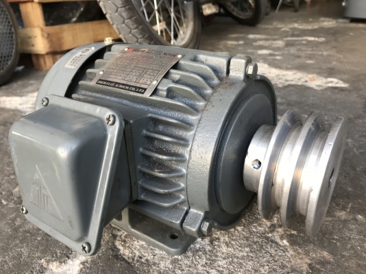 ขายมอเตอร์ไฟฟ้า Teco 0.5HP. 380V 4Pole 1450rpm. สภาพสวยมาก หมุนนิ่ม พร้อมใช้งาน