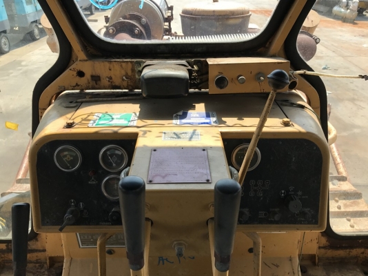 CAT D5B เครื่อง 10Z หัวฉีด เกียร์ตัด นำเข้าจากญี่ปุ่น ไม่เคยใช้งานในไทย CAT D5B เครื่อง 10Z หัวฉีด เกียร์ตัด นำเข้าจากญี่ปุ่น ไม่เคยใช้งานในไทย