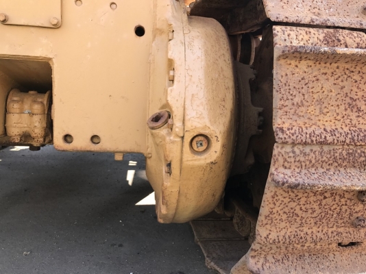 CAT D5B เครื่อง 10Z หัวฉีด เกียร์ตัด นำเข้าจากญี่ปุ่น ไม่เคยใช้งานในไทย CAT D5B เครื่อง 10Z หัวฉีด เกียร์ตัด นำเข้าจากญี่ปุ่น ไม่เคยใช้งานในไทย