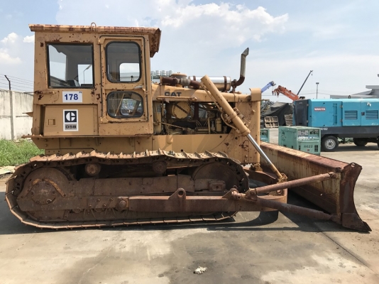 CAT D5B เครื่อง 10Z หัวฉีด เกียร์ตัด นำเข้าจากญี่ปุ่น ไม่เคยใช้งานในไทย CAT D5B เครื่อง 10Z หัวฉีด เกียร์ตัด นำเข้าจากญี่ปุ่น ไม่เคยใช้งานในไทย