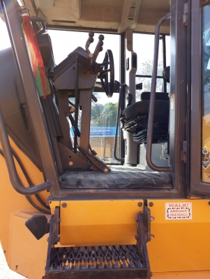 ขาย G 940  Volvo ปี 2009
