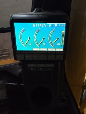 ขาย pc200-8 เครื่องปั๊มดีเอวแน่นเก็บสีใหม่ ลองที่ลาดหลุมแก้ว