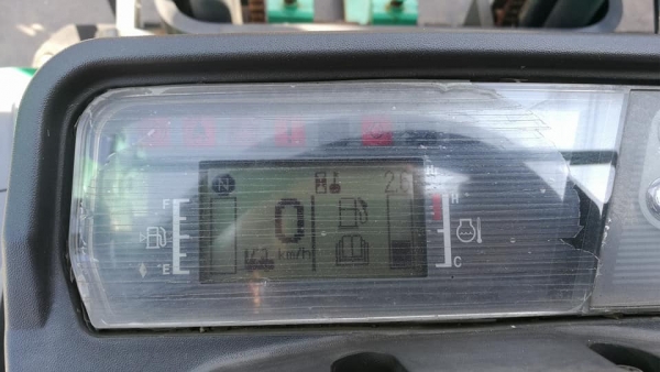 ขาย Mitsubishi 2.5ตัน รถใหม่ป้ายแดง ค้างสต็อค **ใช้งานมาแค่2.6ชั่วโมง**