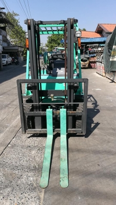 ขาย Mitsubishi 2.5ตัน รถใหม่ป้ายแดง ค้างสต็อค **ใช้งานมาแค่2.6ชั่วโมง**