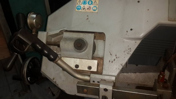 เลื่อยสายพาน 9" สภาพสวย พร้อมใช้ 39500