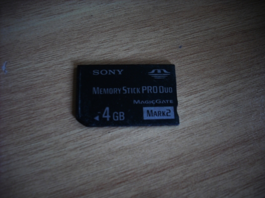 SONY Memory Stick PRO DUO Mark 2 Memory Card 4 GB