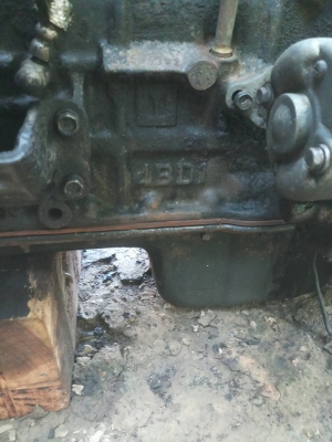 ขายเครื่องพร้อมเกียร 115แรง 4bd1